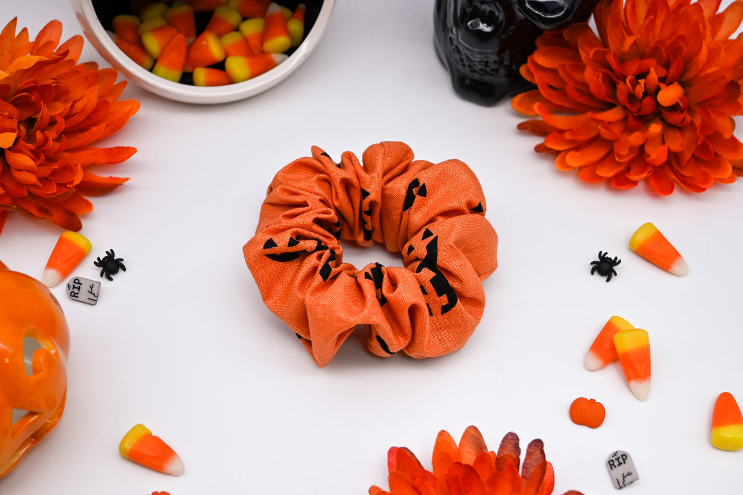 Jack-O-Lantern Faces Scrunchie